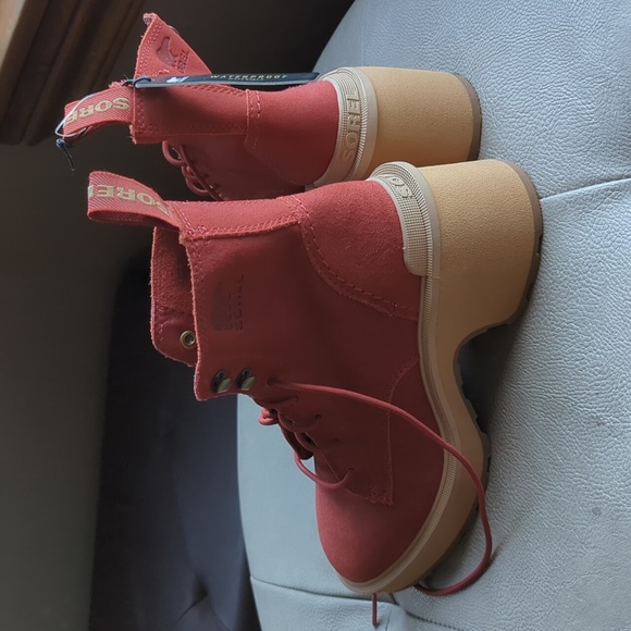 New Sorel Waterproof Hi-Line Heel Lace Up Boots size 5 - Picture 1 of 4